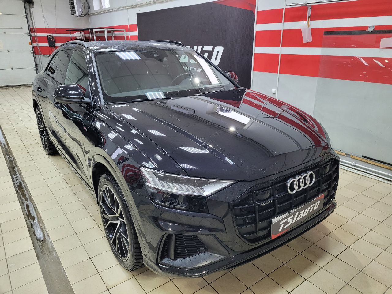 Шумоизоляция Audi Q8 в Калуге