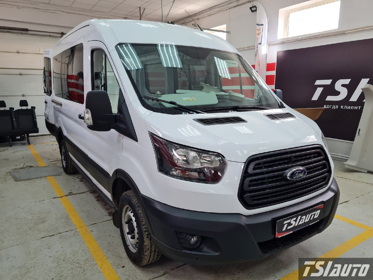 Правильная шумоизоляция Ford Transit в Калуге