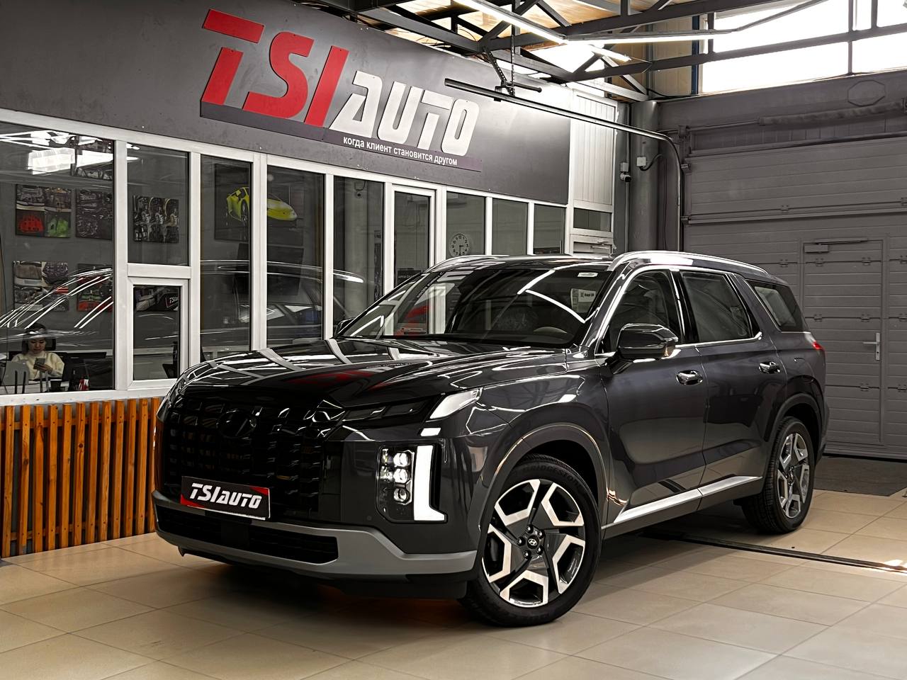 Оклейка пленкой Hyundai Palisade кузова и салона в Калуге