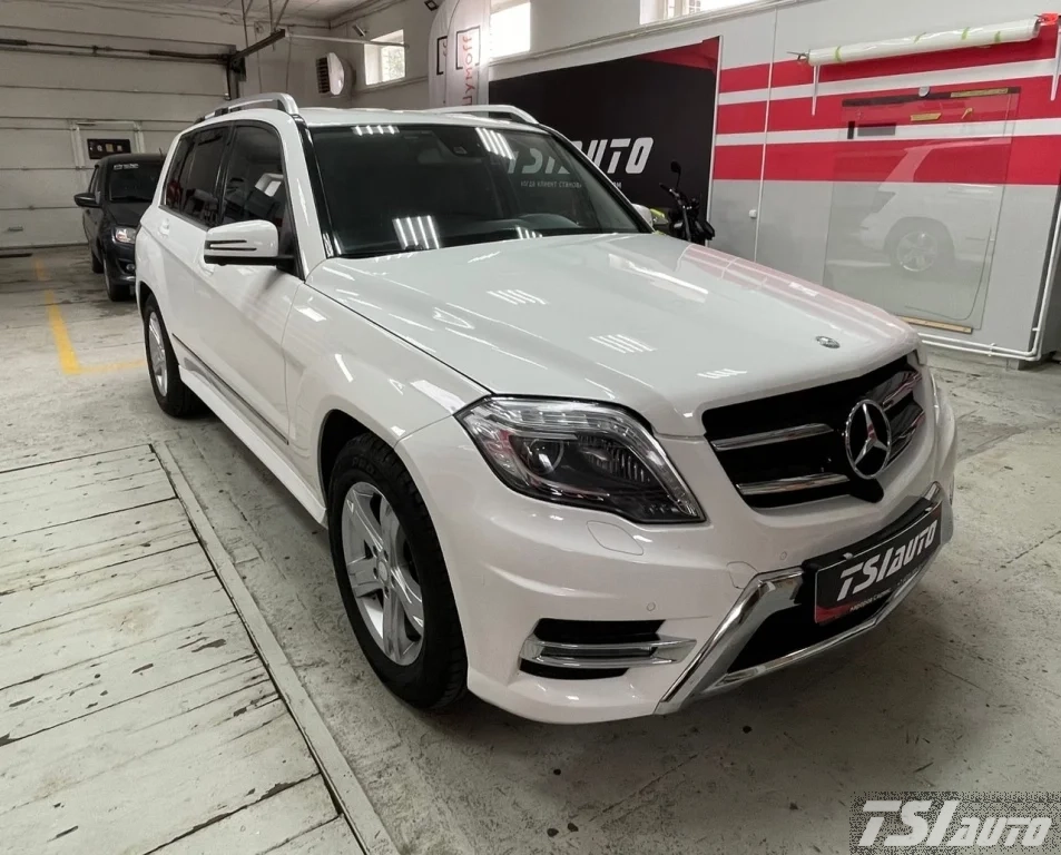 Правильная шумоизоляция Mercedes GLK (X204) в Калуге