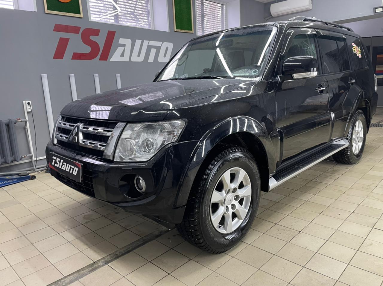 Полная шумоизоляция Mitsubishi Pajero 4 в Калуге