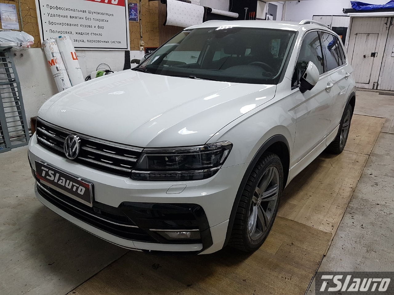 Правильная шумоизоляция Volkswagen Tiguan 2 в Калуге