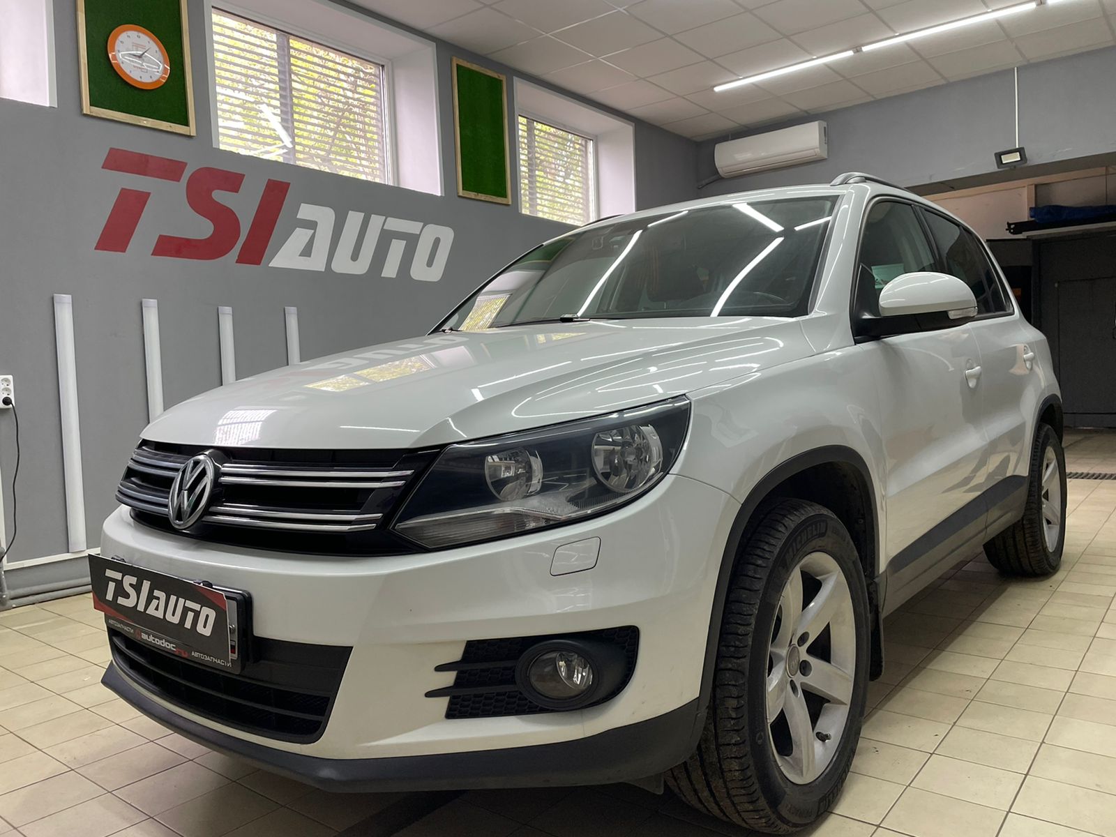 Шумоизоляция Volkswagen Tiguan 1 поколения в Калуге