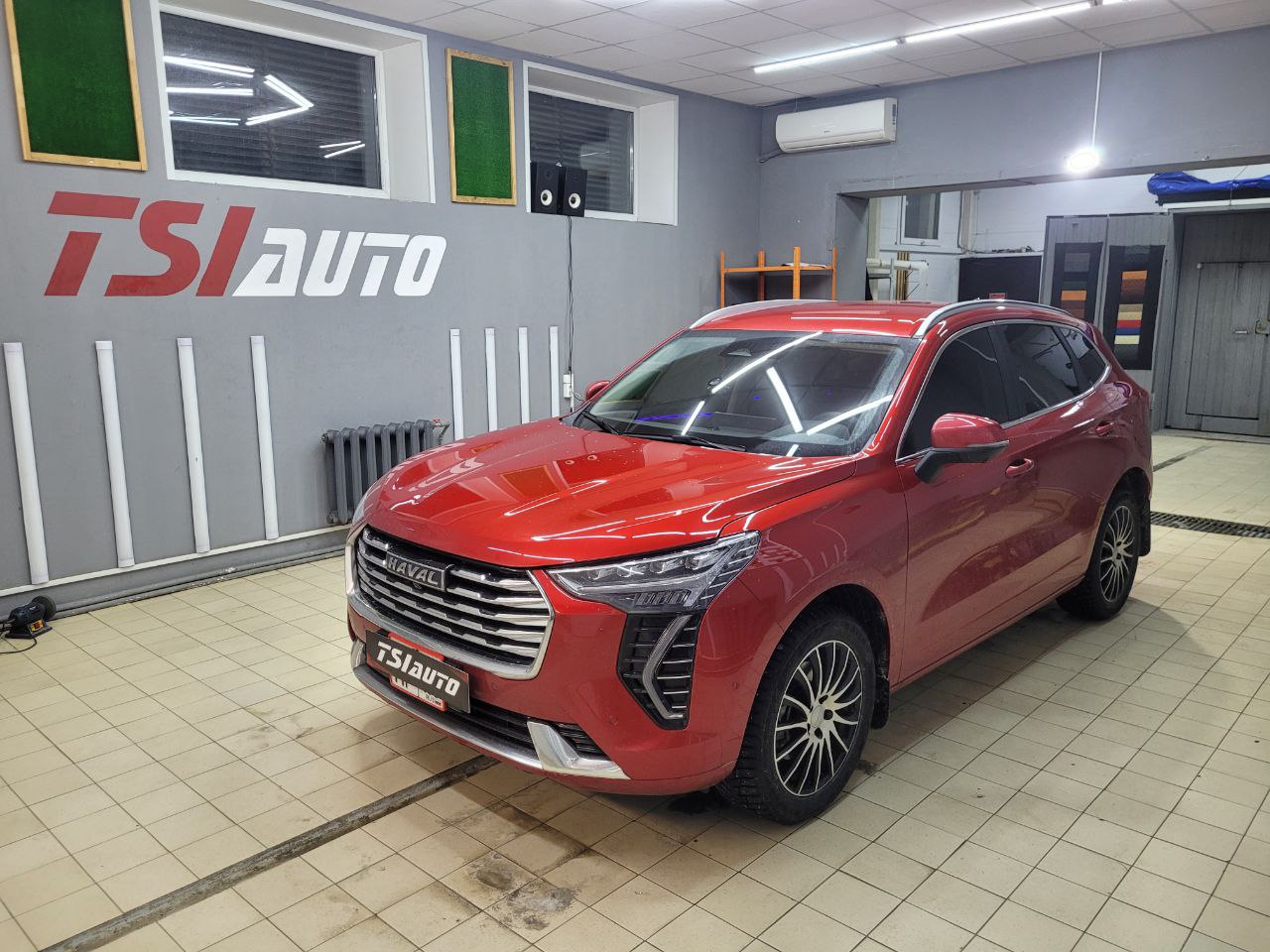 Haval Jolion установка подсветки салона в Калуге