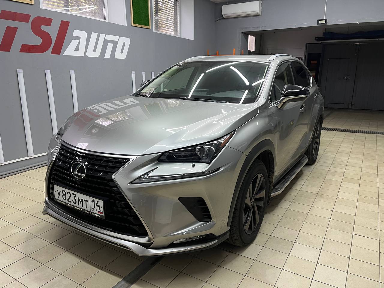 Шумоизоляция Lexus NX в Калуге - пакет Комфорт