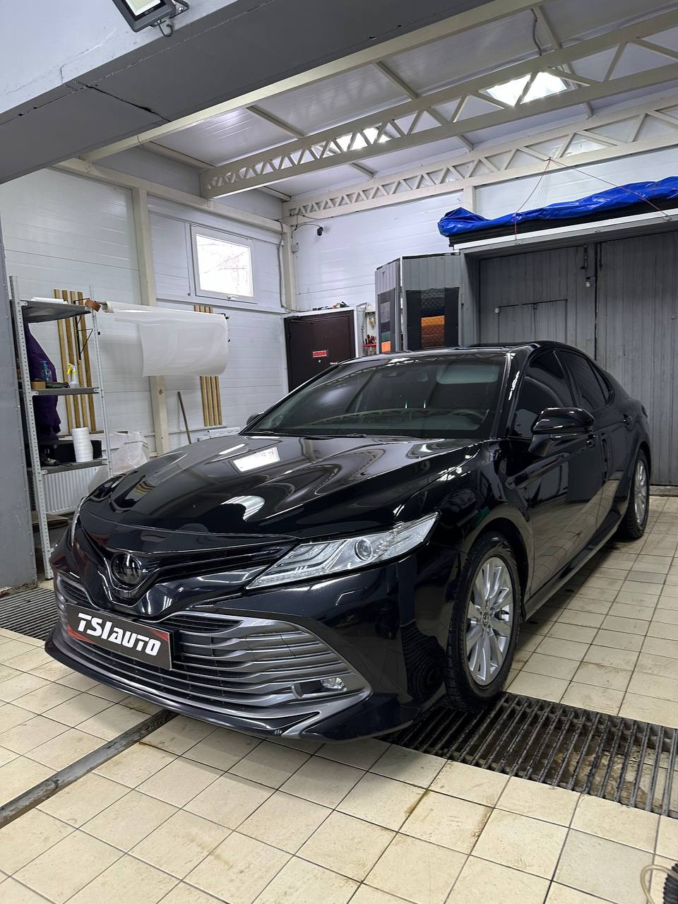 Toyota Camry 70 шумоизоляция арок в Калуге